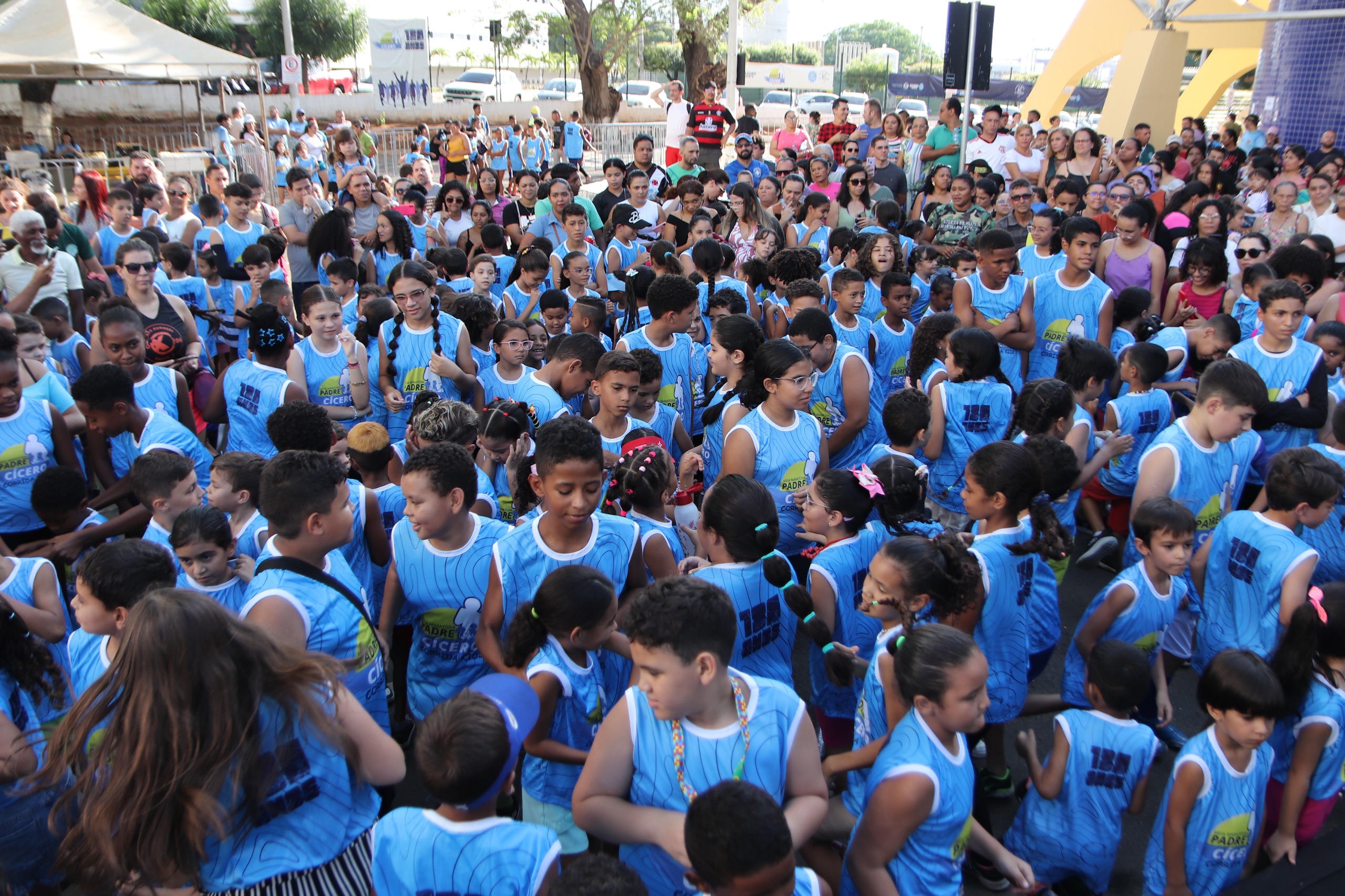 Quinhentas crianças participam da III Corridinha Kids em Juazeiro