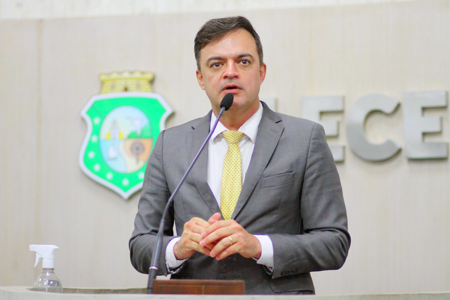 Fernando Santana deixa a Alece para assumir secretaria estadual