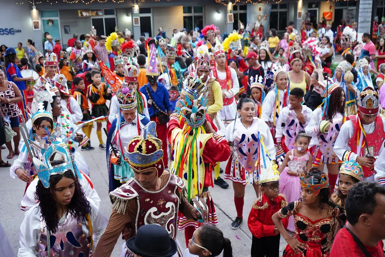 Cortejo cultural abre festejos do Ciclo de Reis em Juazeiro do Norte