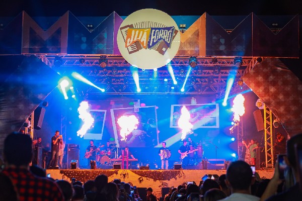 Juaforró 2025 abre programação com cortejo cultural; confira agenda de shows