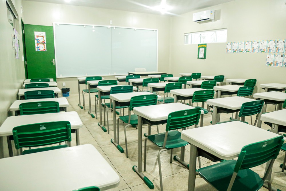 Barbalha climatiza quase metade das escolas
