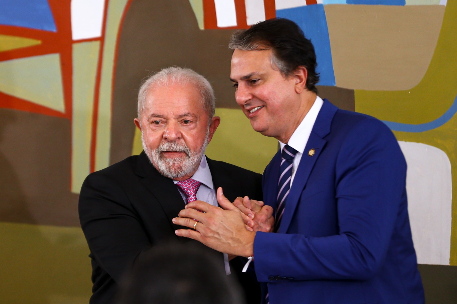 Lula prestigia Camilo Santana de olho em 2026