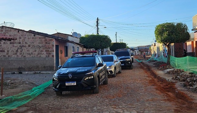 Homem apontado como “pistoleiro do PCC” é preso em Nova Olinda