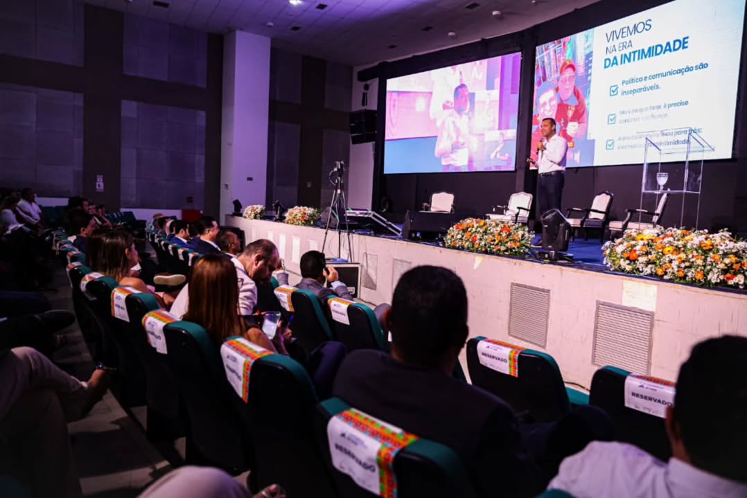 Prefeitos do Cariri participam da I Conferência dos Legislativos