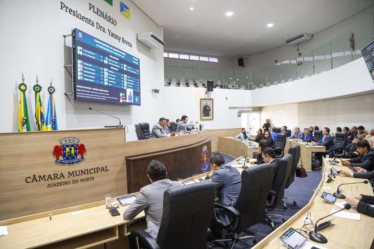 Vereadores aprovam PL que reduz número de servidores do Sisemjun