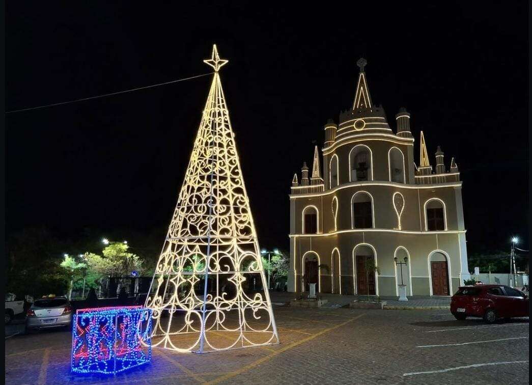 Barbalha promove cortejo e espetáculo natalino no Centro Histórico