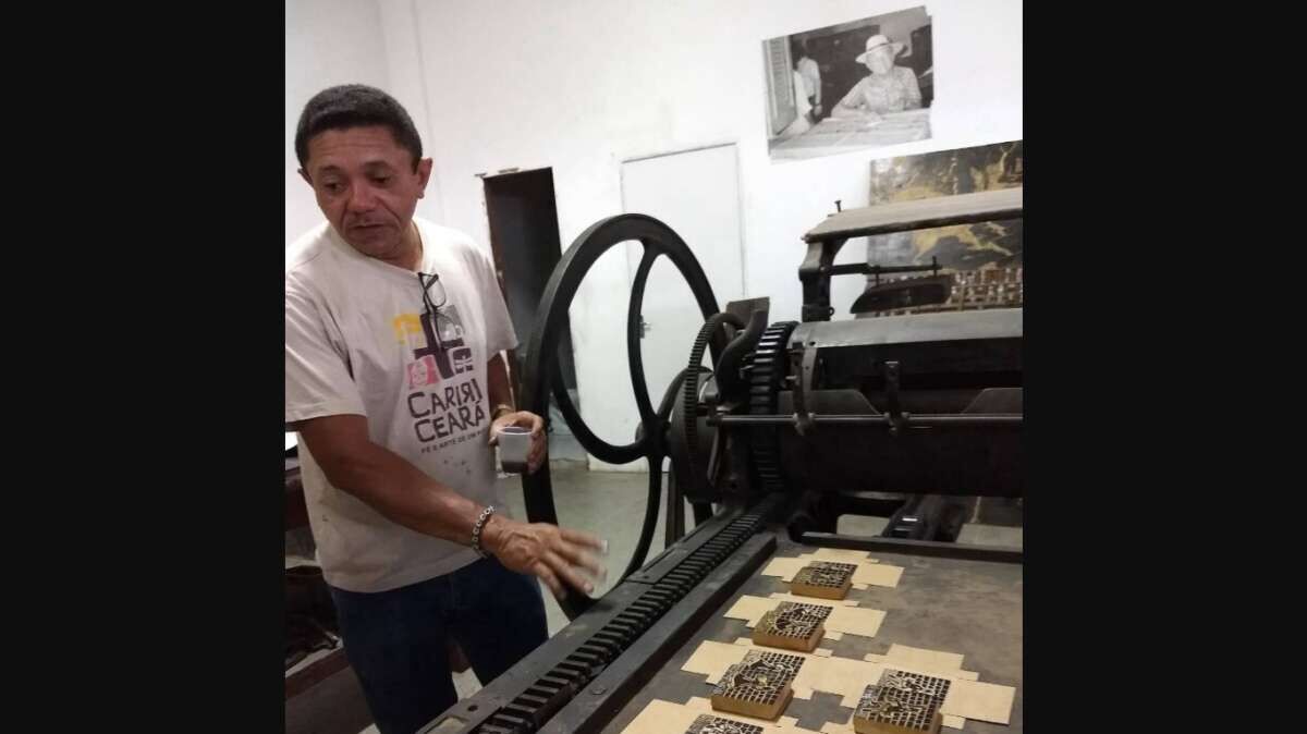 Projeto discute implantação de Escola de Cordel e Xilogravura