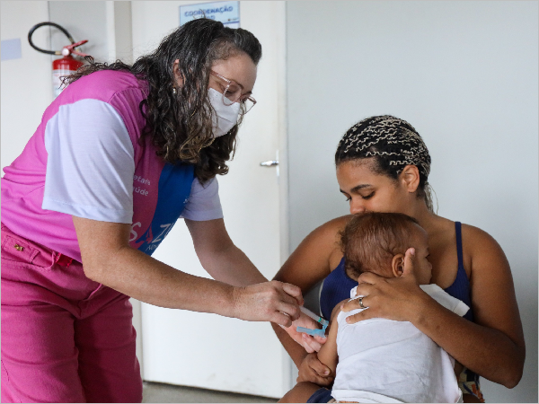 Juazeiro do Norte realiza Dia D de atualização da caderneta vacinal neste sábado