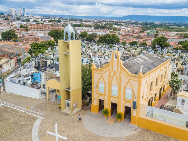 Prefeitura de Juazeiro convoca permissionários das covas com capelas no Cemitério do Socorro