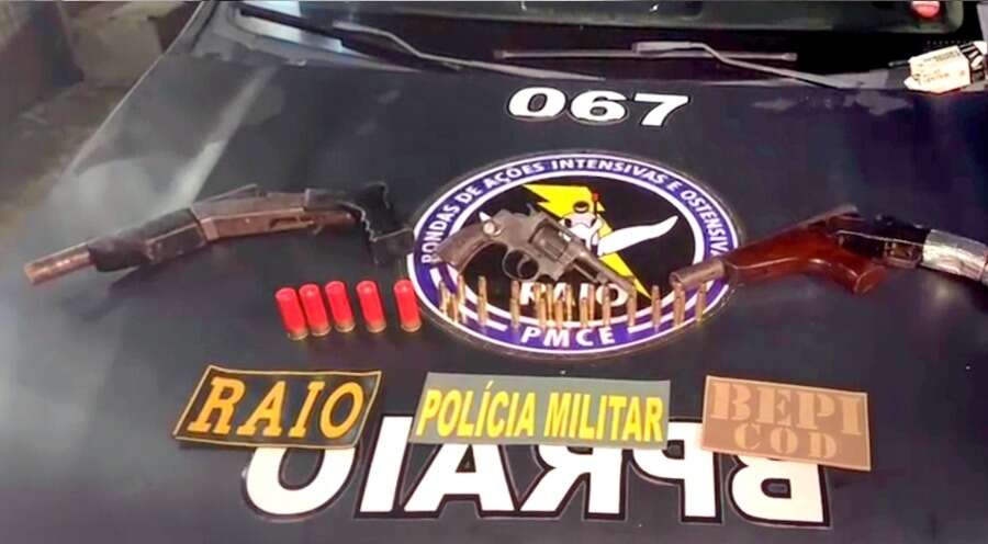 Polícia prende suspeitos em Lavras da Mangabeira