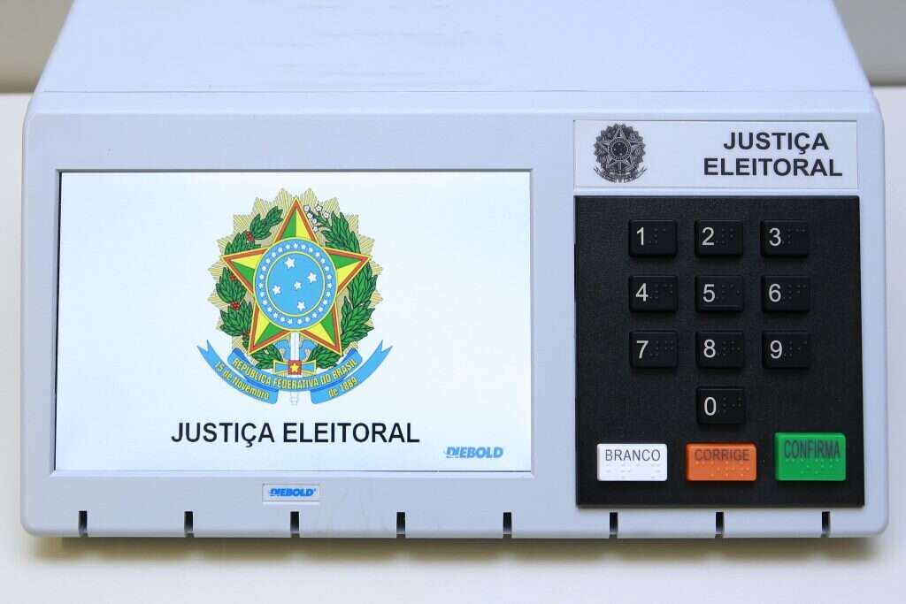 Cartório Eleitoral amplia horário para regularização do título 