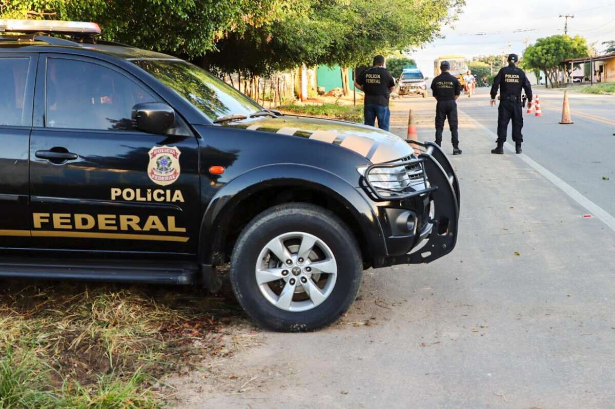 Prefeito e vice-prefeita de Jardim são afastados durante operação da Polícia Federal