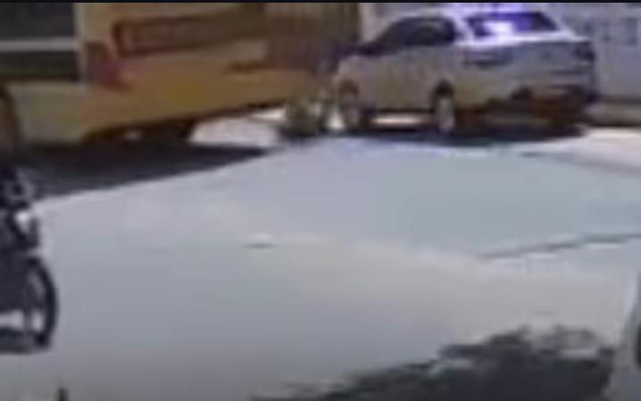 Ciclista morre após acidente com ônibus escolar em Juazeiro