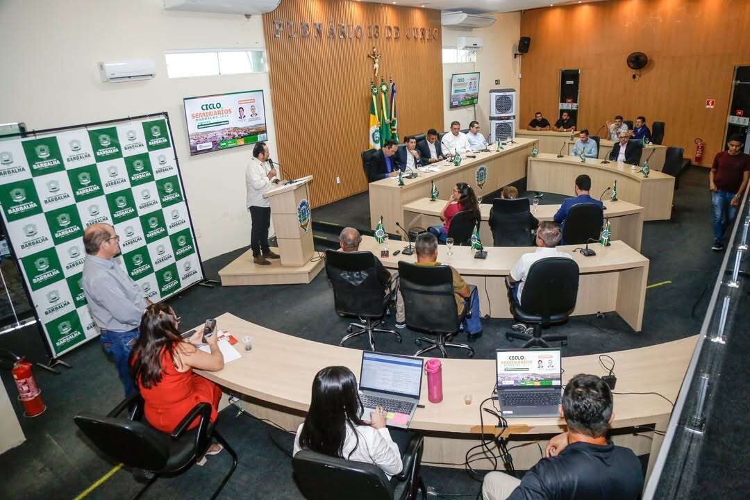Câmara de Barbalha debate emprego e desenvolvimento econômico
