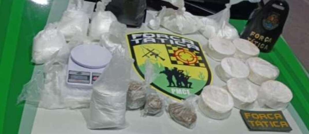 Dupla em posse de 7 kg de drogas é capturada em Barbalha