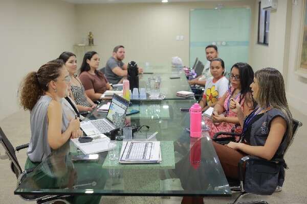 Reunião discute estratégias para fortalecer políticas da primeira infância
