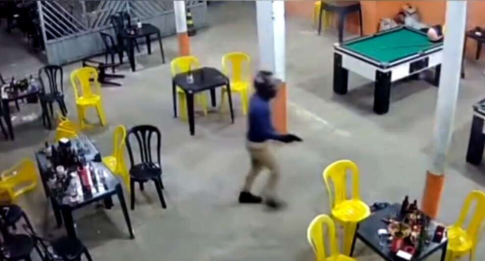 Homem é morto a tiros enquanto assistia ao jogo do Brasil em Farias Brito