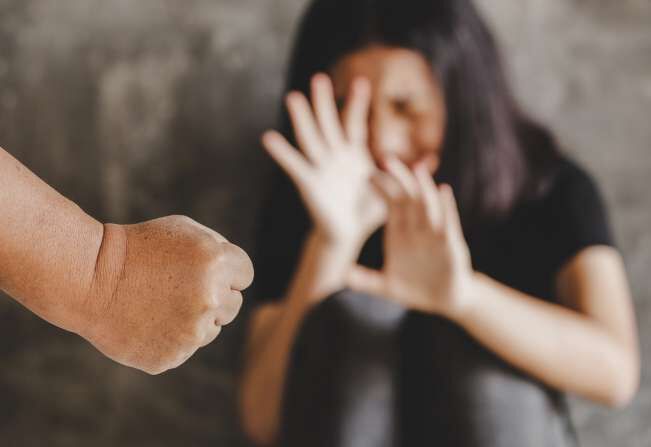 Homem é preso em flagrante por tentativa de feminicídio em Juzeiro