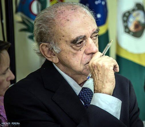 Huberto Cabral é hospitalizado e passa por exames no HRC