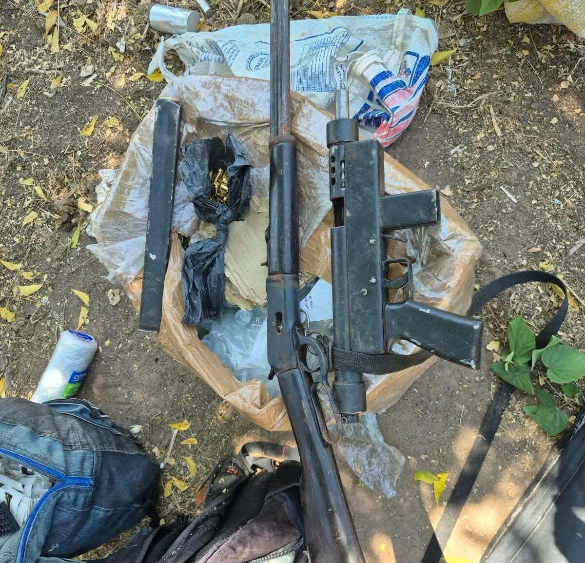 Polícia apreende pistola, submetralhadora, rifle e drogas em operação no Crato