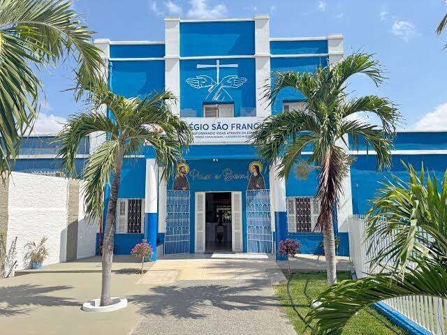 Colégio São Francisco é o maior local de votação de Juazeiro 