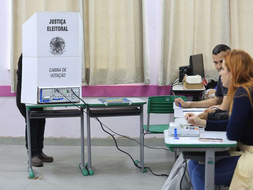 Abstenção cai e comparecimento cresce no segundo turno no Cariri